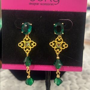 Emerald Green Crystal and Gold Dangle Earrings-NWT
